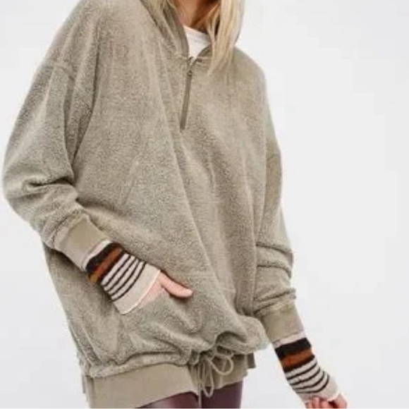 Free People Pick a place hoodie - Picture 2 of 8